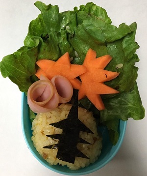 五重塔ともみじ