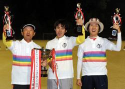 優勝した男子・岡山県Bチームー。左から、松本選手、冨谷選手、徳田選手