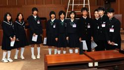 議場を見学