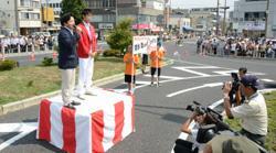 総社駅での出発式