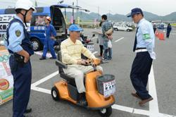 シニアカーの試乗