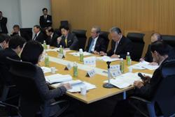 発言する市長