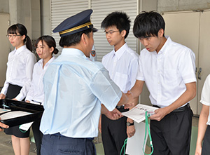 辞令の交付