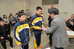 激励