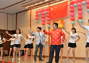 広場ダンス