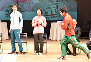 トークショー