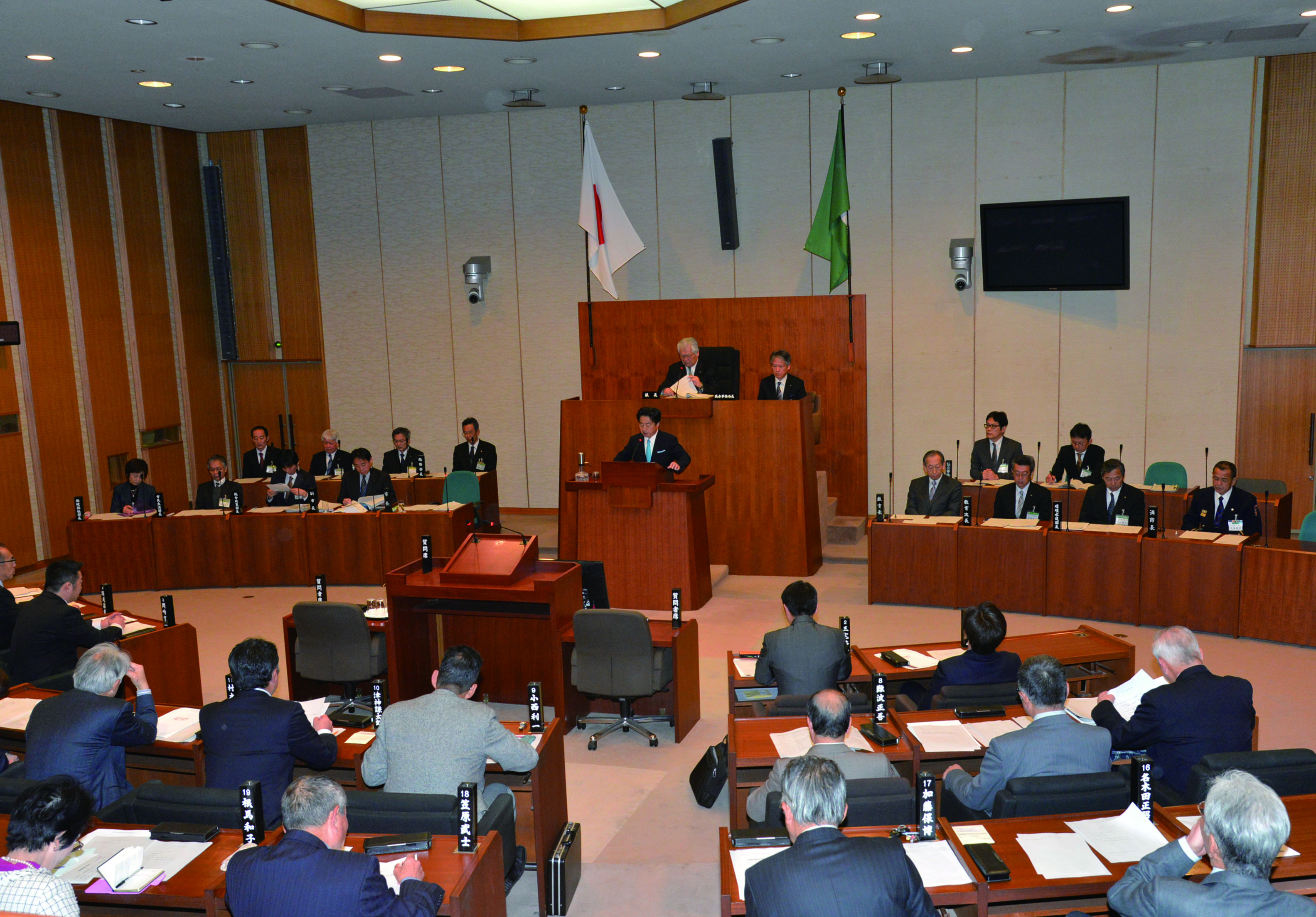 ２月臨時市議会
