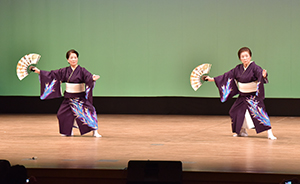 民舞