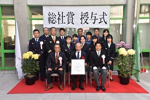 消防関係者と
