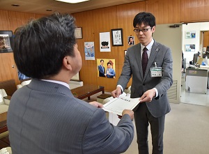 辞令交付