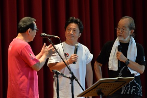 ３人でトーク