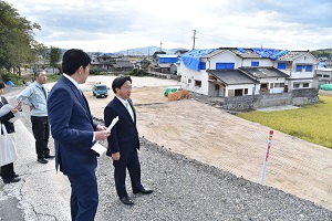視察