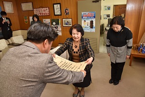 伝達