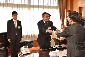 辞令交付