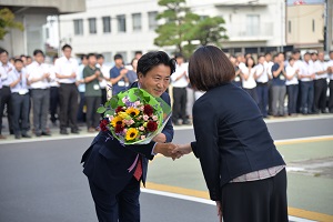 初登庁