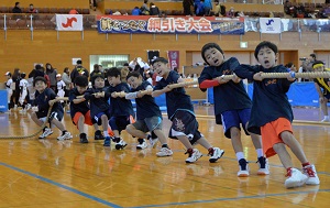 絆をつなぐ綱引き大会