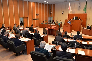 ４月臨時市議会