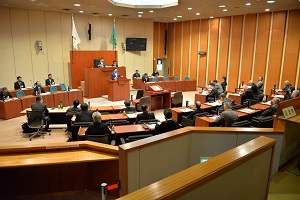 ２月臨時市議会