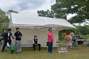 赤米田植えあいさつ