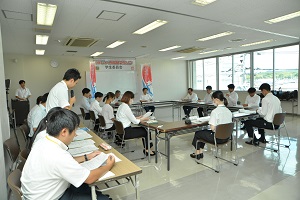 委員会の様子