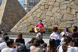 市長弾き語り