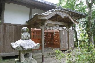 軽部神社外観