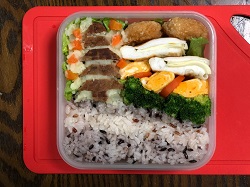 総社虹色弁当