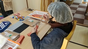 箸入れの作業
