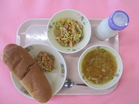 給食201005