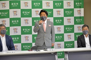 デニムマスク海外販売開始の画像1