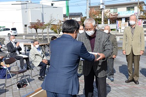 5日　菊花展表彰式への画像2