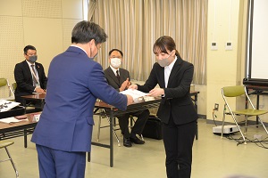 18日　川崎医療福祉大学のインターンシップ生から政策提言の画像2