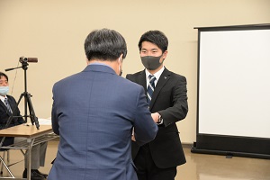 17日　環太平洋大学のインターンシップ生から政策提言の画像1