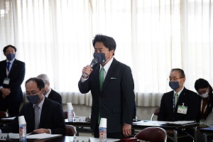 4日　インターンシップ生から政策提言の画像1