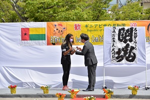 19日　ギニアビサウ共和国の柔道選手ら歓迎セレモニーを開催の画像1