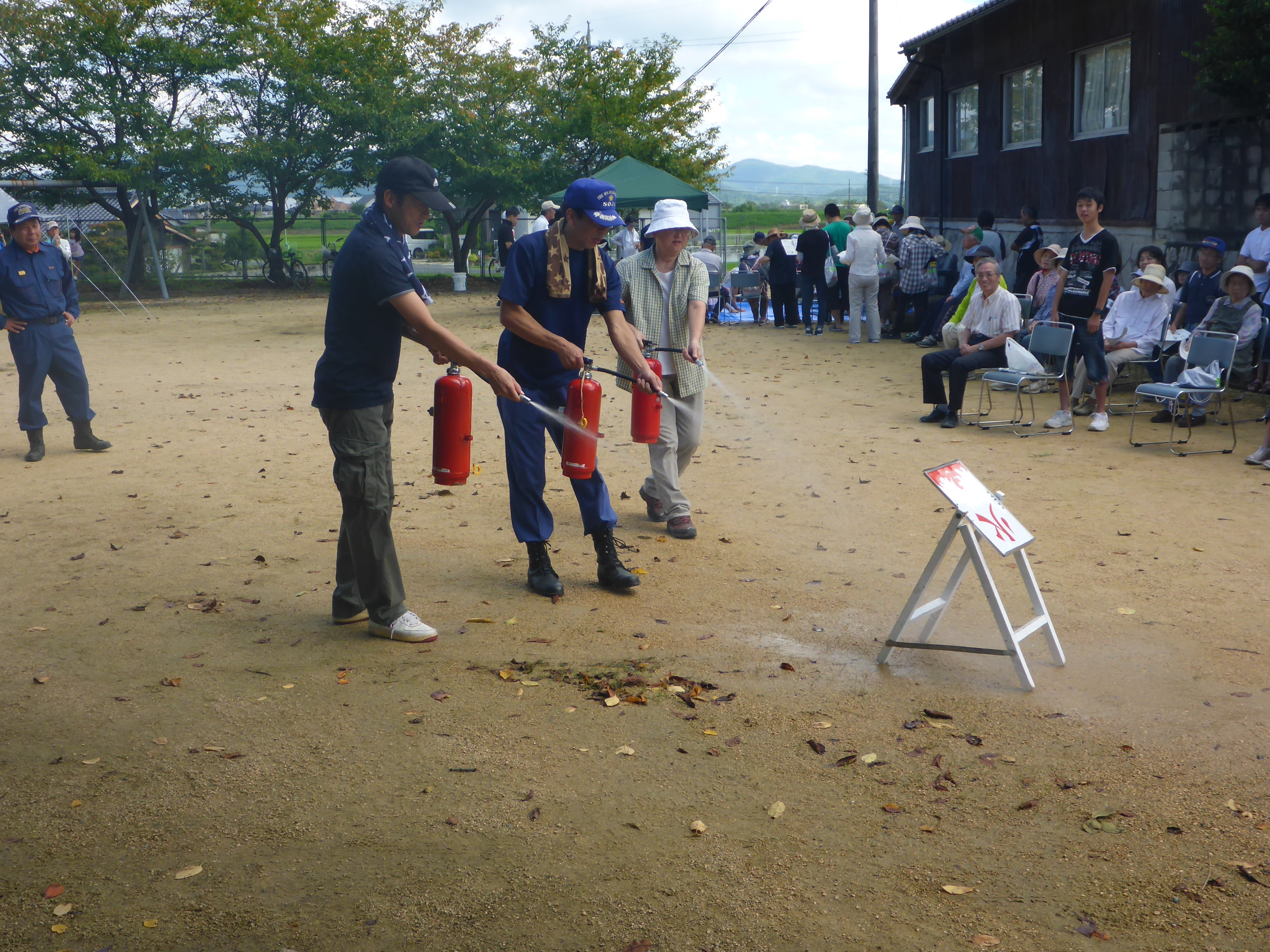 消火器操作訓練の画像