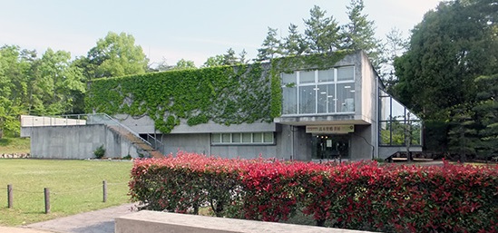 総社吉備路文化館外観