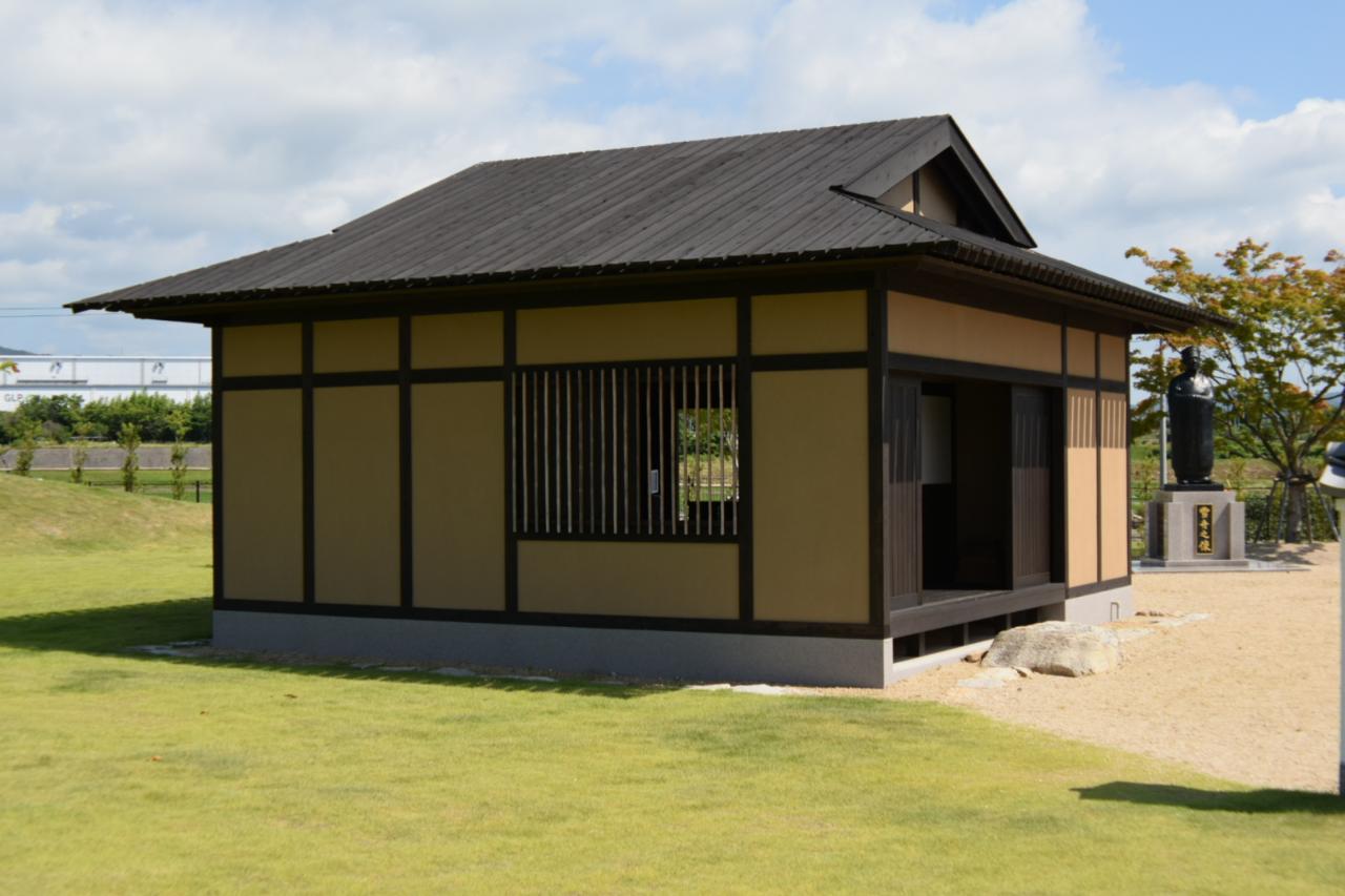 家屋風建物（庵）の画像