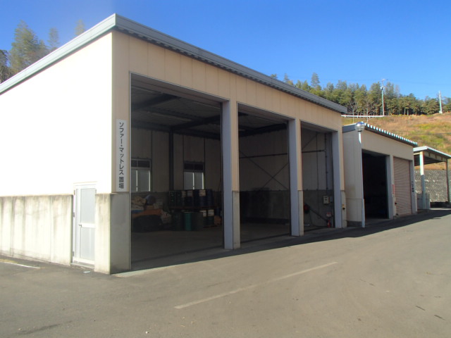 ソファ・マットレス搬入場所（プラットホーム外）