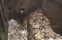 ごみピット、クレーンの作業見学の画像