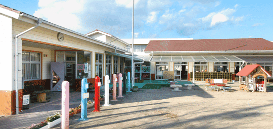 神在幼稚園の写真