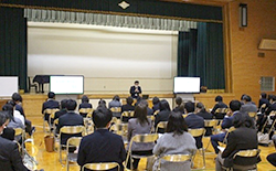 公立だからできる小学校中学校との密な連携の画像2