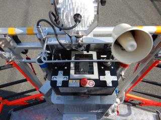 バスケット内はしご操作台​の画像