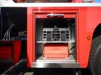 消防車の右後方格納庫の中の画像