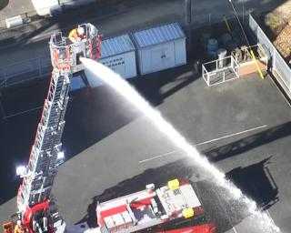 放水の様子の画像