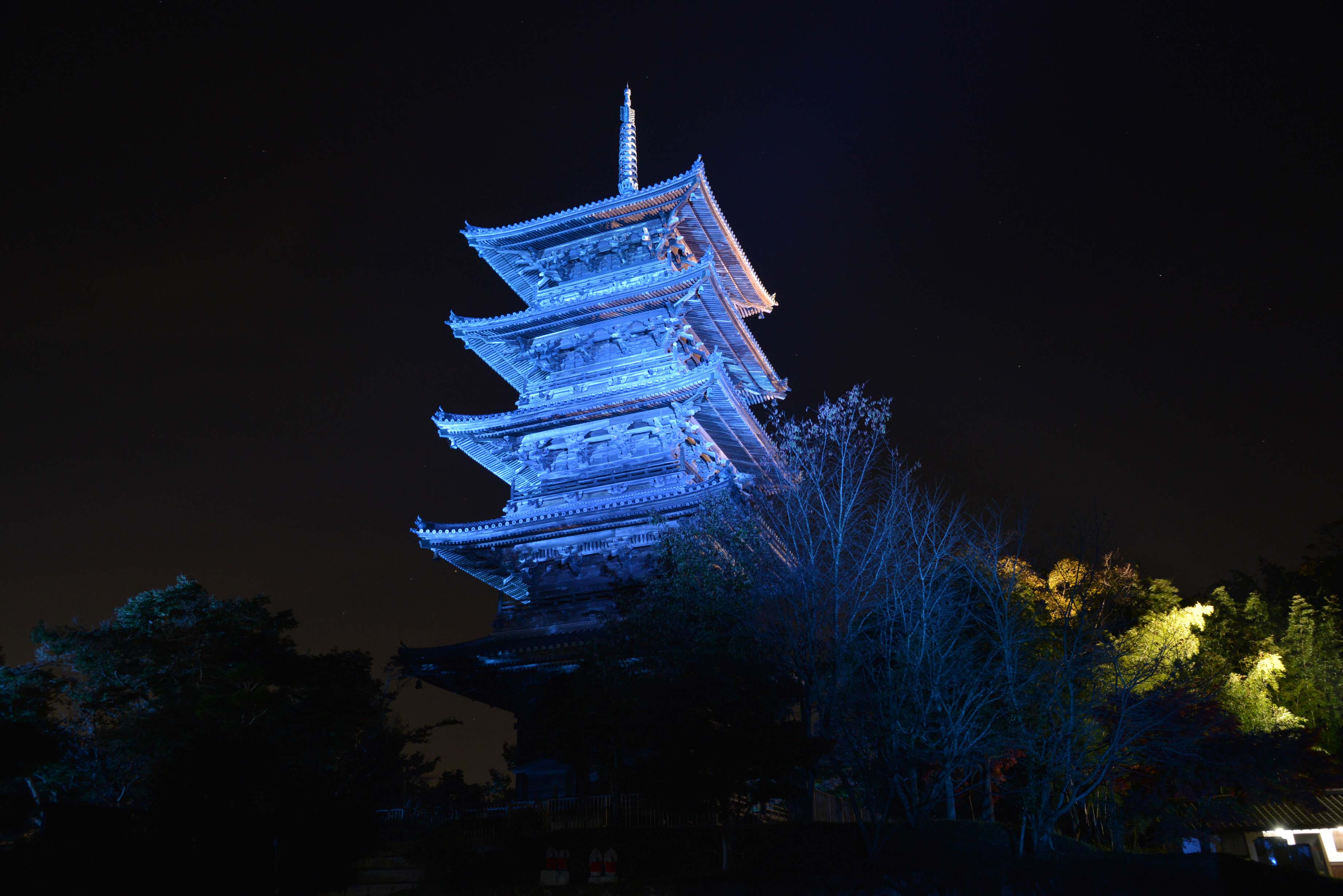 備中国分寺ブルーライトアップの画像