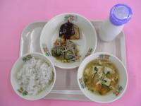 学校給食２月１２日