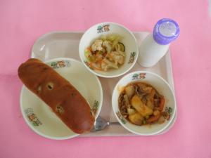 学校給食（３月２日）