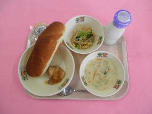 学校給食（３月９日）