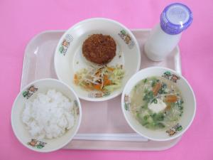 献立写真（令和７年１１月４日）